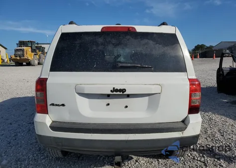 2013 Jeep Patriot Sport z USA, uszkodzony, nr VIN 1C4NJRBB8DD101095